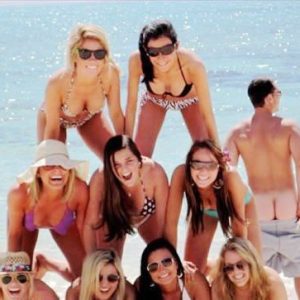 funny-guy-exposing-buttocks-in-girls-group-photo