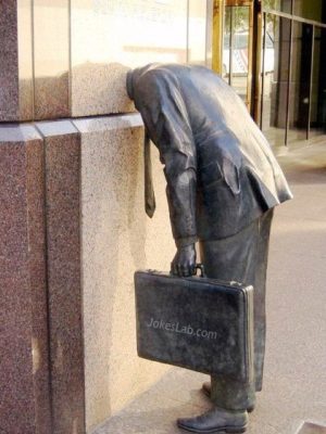 Funny statue, leave head in office
