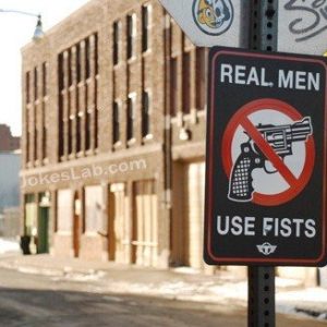 funny-road-sign-no-gun-real-man-use-fists