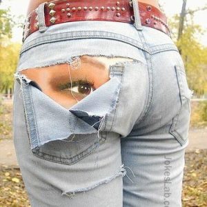 funny-tattoo-eyes on buttocks