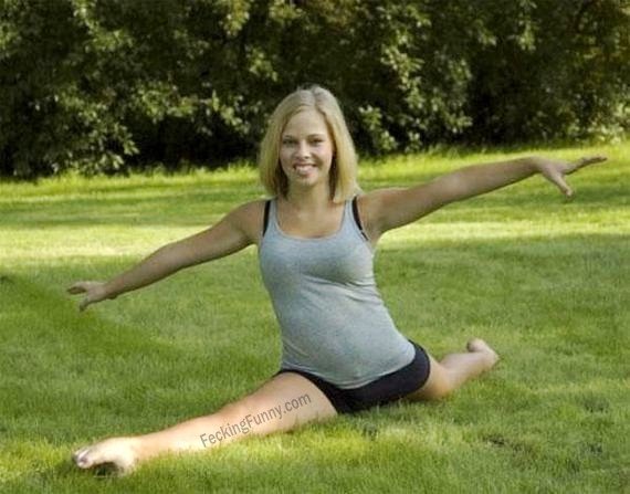 yoga-girl-doing-split