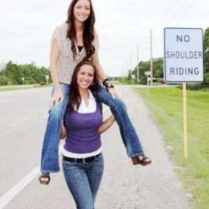 funny-sign-no-shoulder-riding-girls