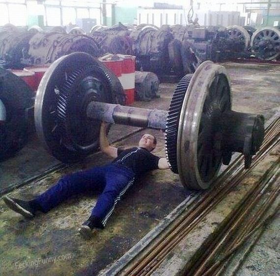 strong-man-weight-lifting