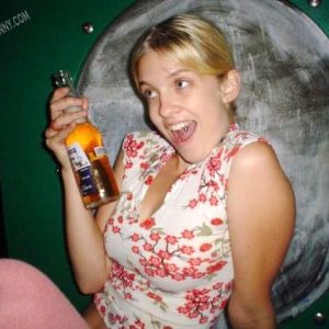 hilarious-and-sexy-drunk-girl