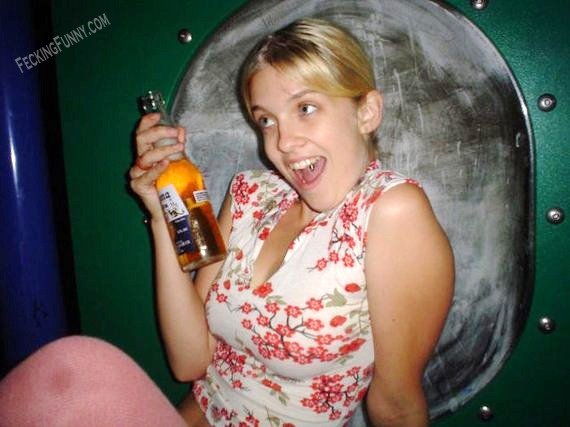 hilarious-and-sexy-drunk-girl